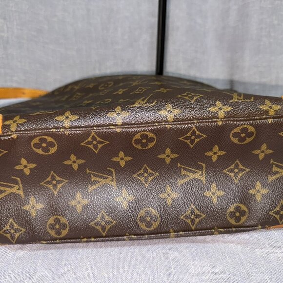 **Authentic** LOUIS VUITTON MONOGRAM BOULOGNE 35 SHOULDER BAG - Picture 8 of 11